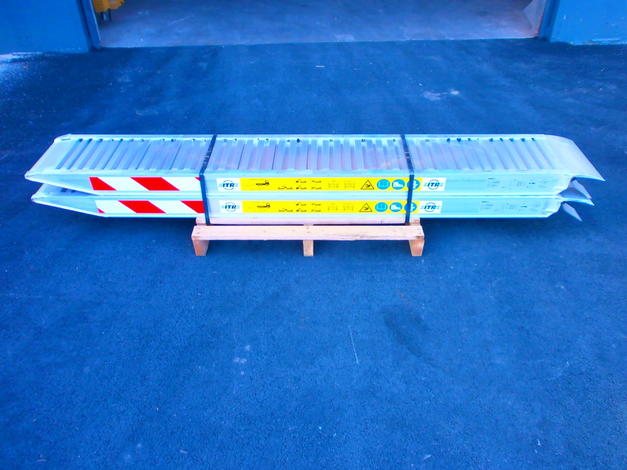 JEU DE RAMPES ALU 2500X360MM