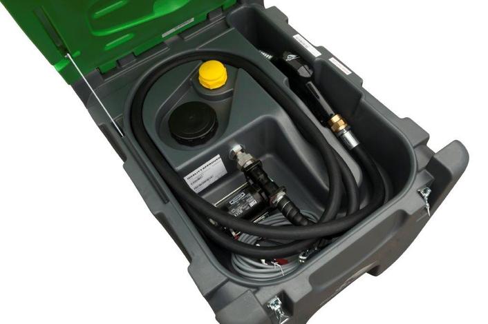 CUVE NOMADE 300L 50L/MIN AVEC CAPOT