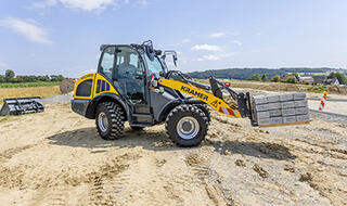 Chargeuse sur pneus Kramer 8085